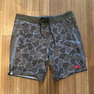 Florence Camo Board/Swim Shorts — Size 32 Men’s
